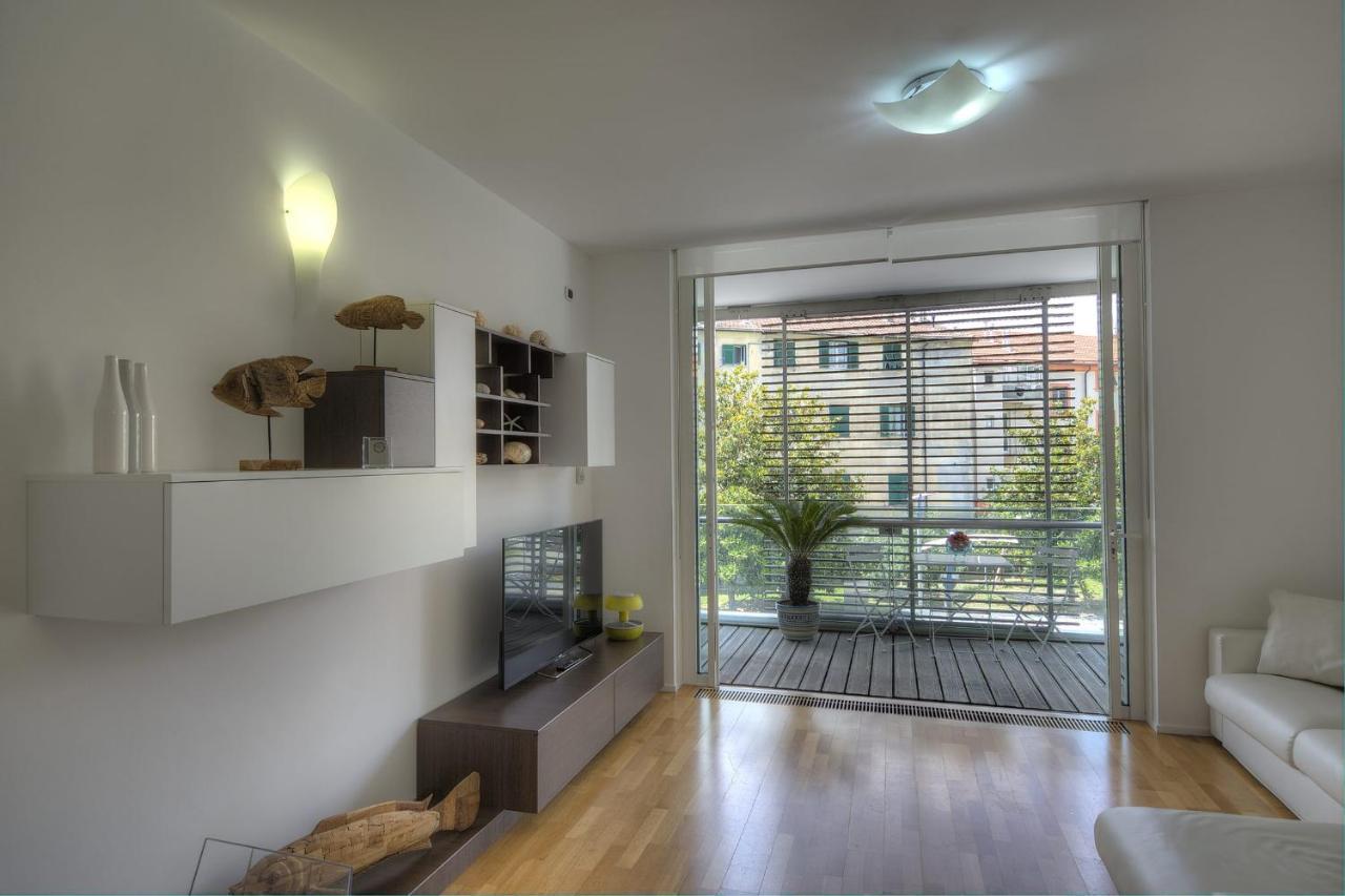 Harbour House Apartment Савона Екстериор снимка