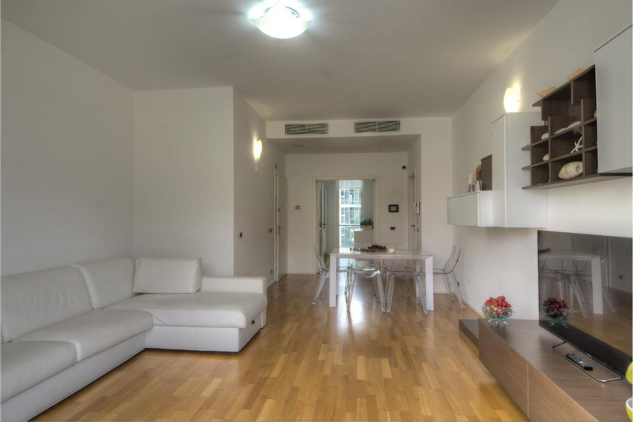 Harbour House Apartment Савона Екстериор снимка