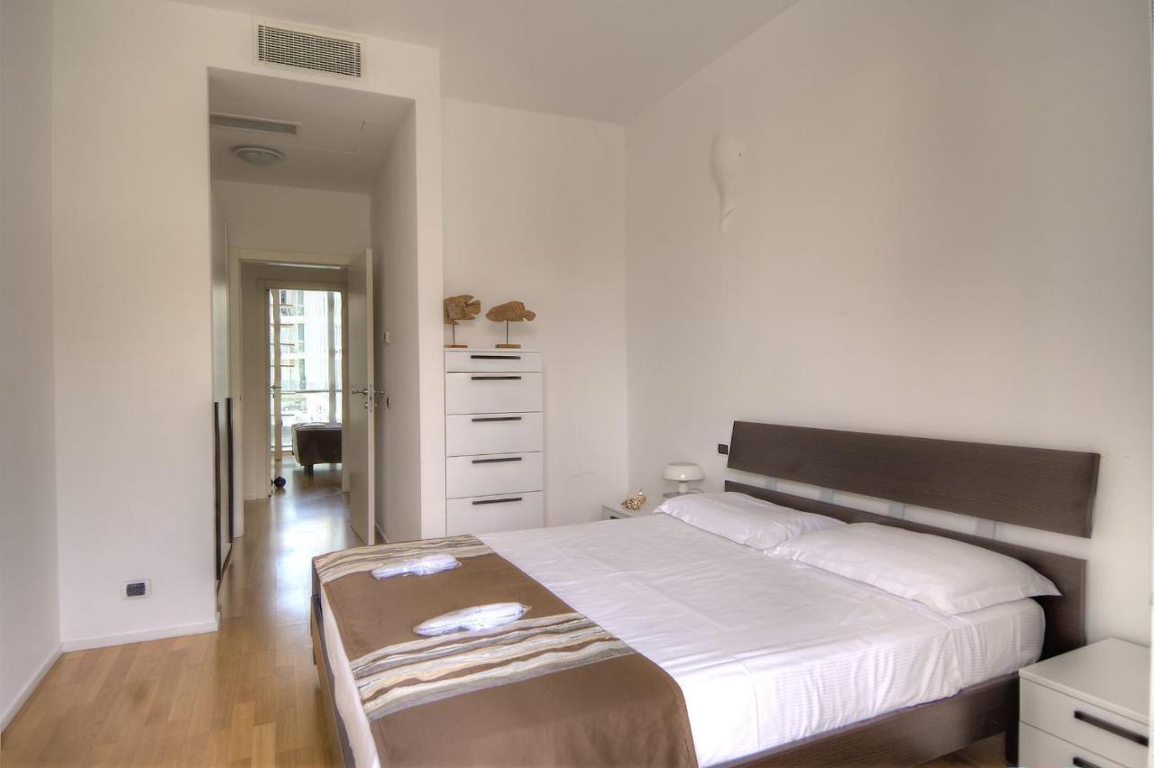 Harbour House Apartment Савона Екстериор снимка