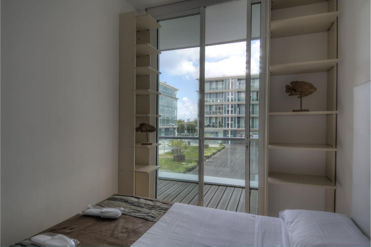 Harbour House Apartment Савона Екстериор снимка